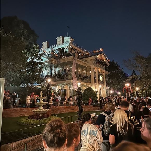 Like this listing to be notified when I go live🎊🥳🎊🥳 - Picture 9 of 12